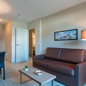 https://les-thermes-402-appt-avec-piscine-commune-concarneau.inbrittany.com